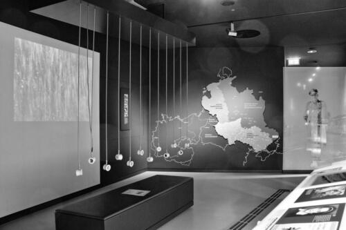 BESTIMMUNG: HERRENMENSCH