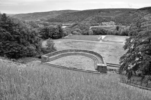 BESTIMMUNG: HERRENMENSCH