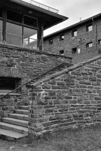 BESTIMMUNG: HERRENMENSCH